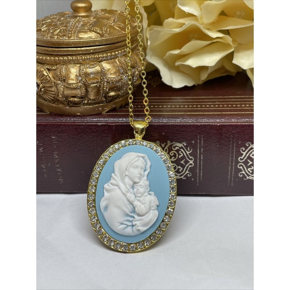 Anniversary mom Gift Blue White Wedding Jesus Cameo Mother Child Gold Crystal - Picture 5 of 9